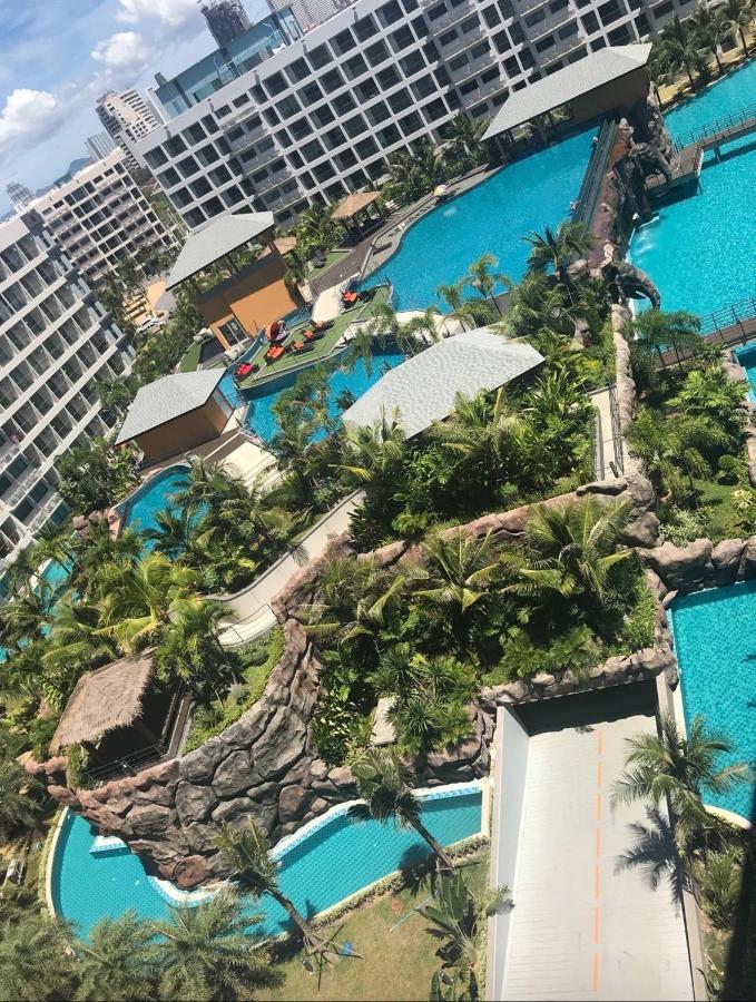 Laguna Beach Resort3 ジョムティエンビーチ エクステリア 写真