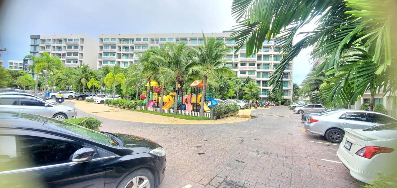 Laguna Beach Resort3 ジョムティエンビーチ エクステリア 写真